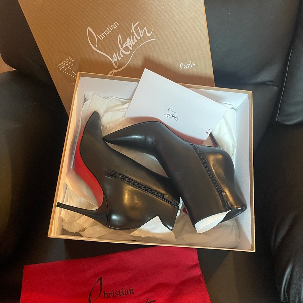 Christian Louboutin So Kate Boots